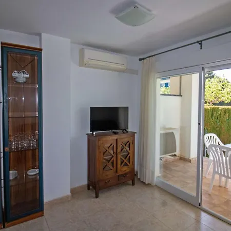 Bajo Con Jardin Privado - Canaret Apartment *